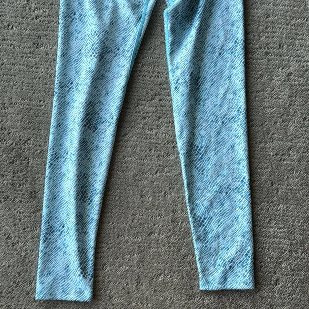 J. McLaughlin Blue Snakeskin Leggings - Picture 7 of 7